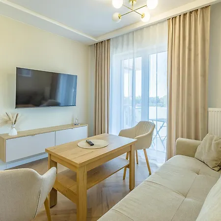 Z Górnej Półki 31a 9 * Ustronie Morskie