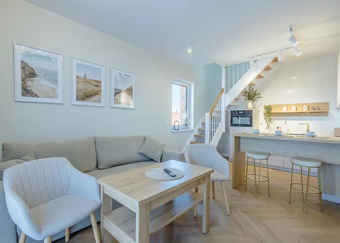 Z Gornej Polki 31a 9 * 우스트 노리 모르스키